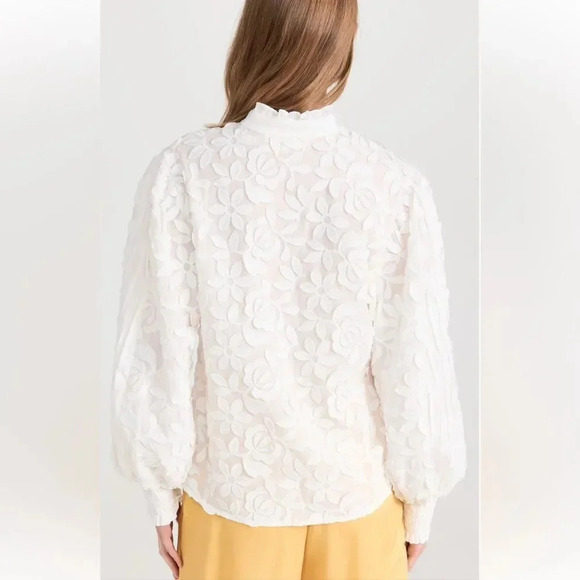 Waimari Magnolia Floral Button-Up Blouse - Picture 5 of 15